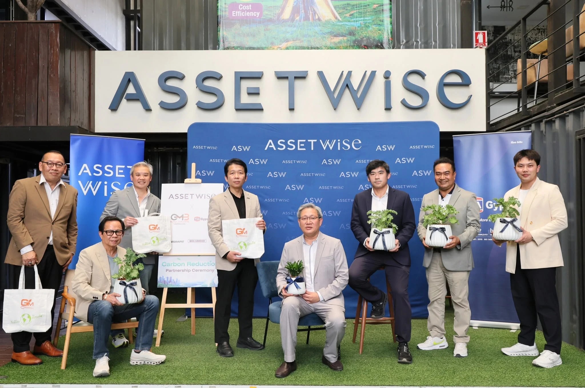 Supporting the Use of Low-Carbon Materials