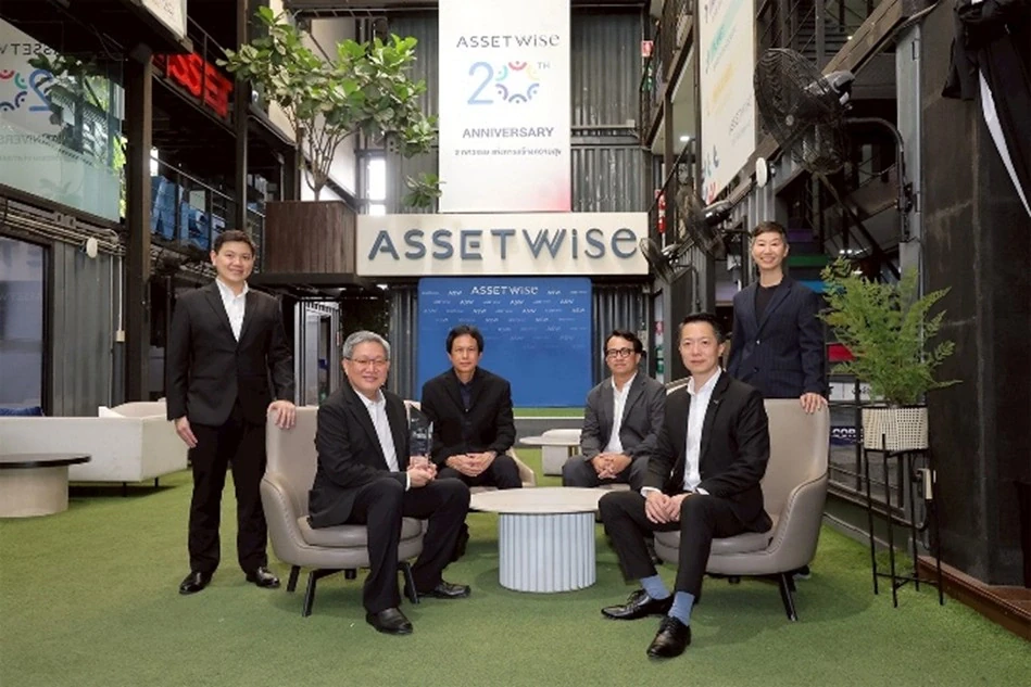 Collaboration with Partners to Promote Low-Carbon Products